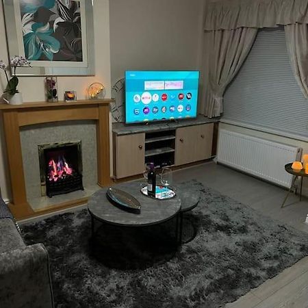 Gated Home Close To Birmingham City Centre Екстериор снимка