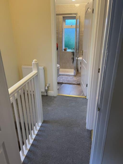 Gated Home Close To Birmingham City Centre Екстериор снимка