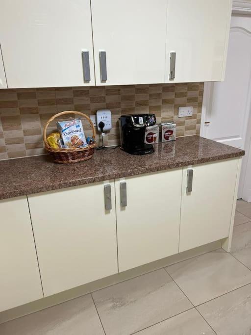 Gated Home Close To Birmingham City Centre Екстериор снимка