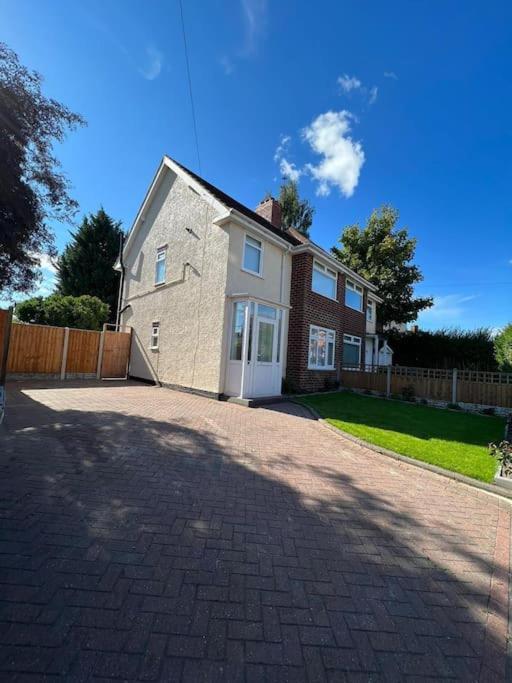 Gated Home Close To Birmingham City Centre Екстериор снимка